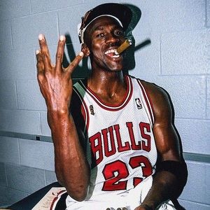 Meet your Posher, Victor